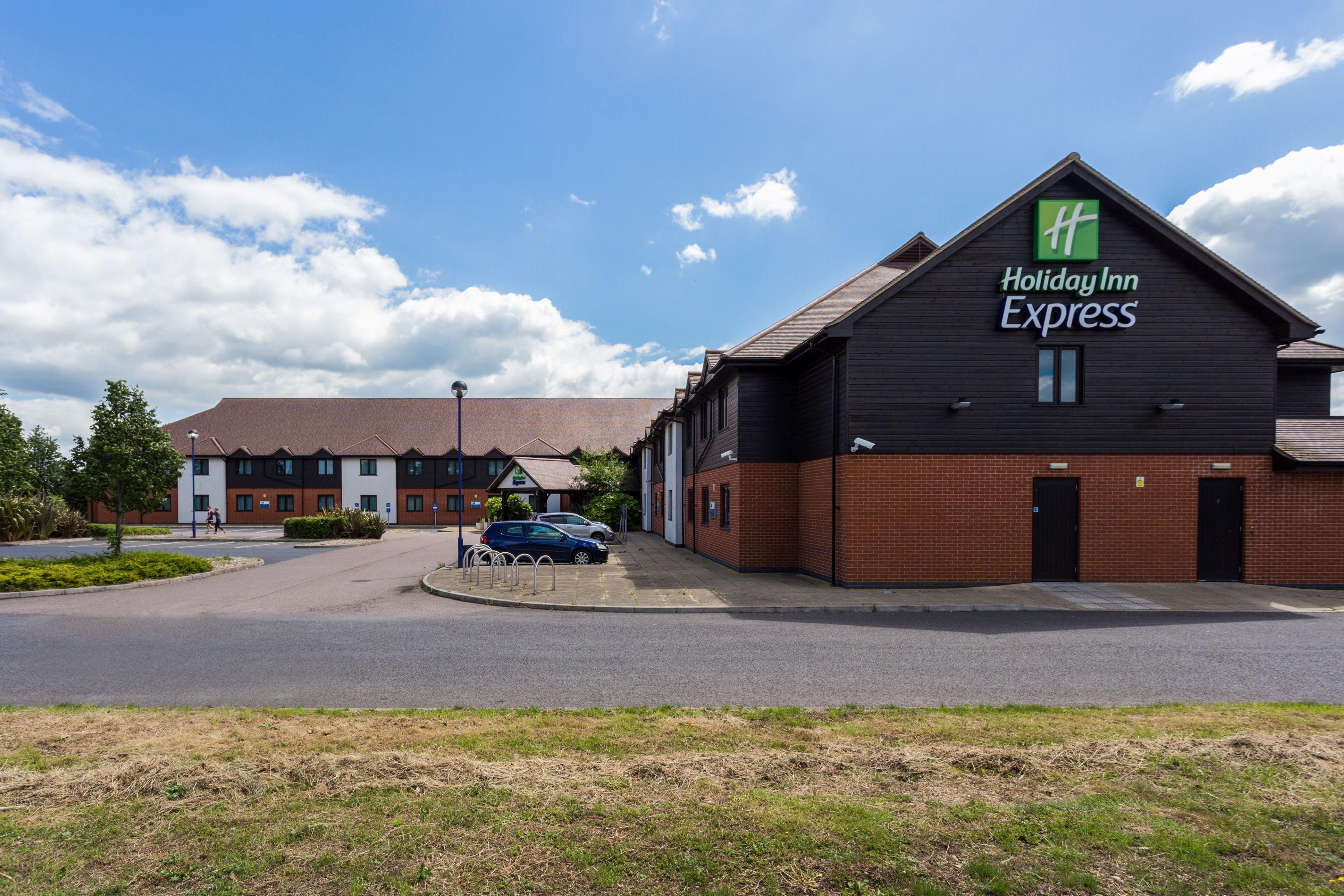 Holiday Inn Express Colchester, An Ihg Hotel Dış mekan fotoğraf