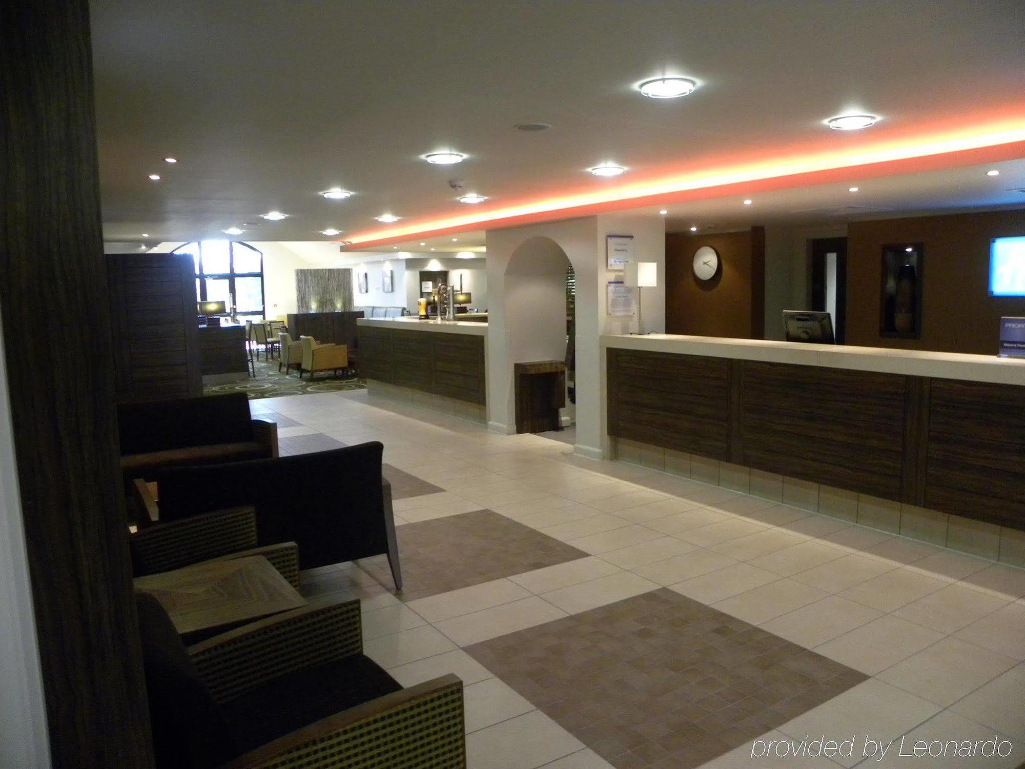 Holiday Inn Express Colchester, An Ihg Hotel İç mekan fotoğraf